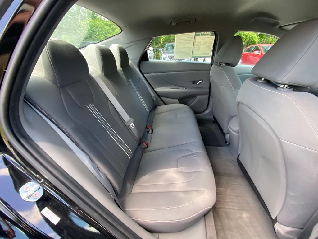 2023 Hyundai ELANTRA SEL