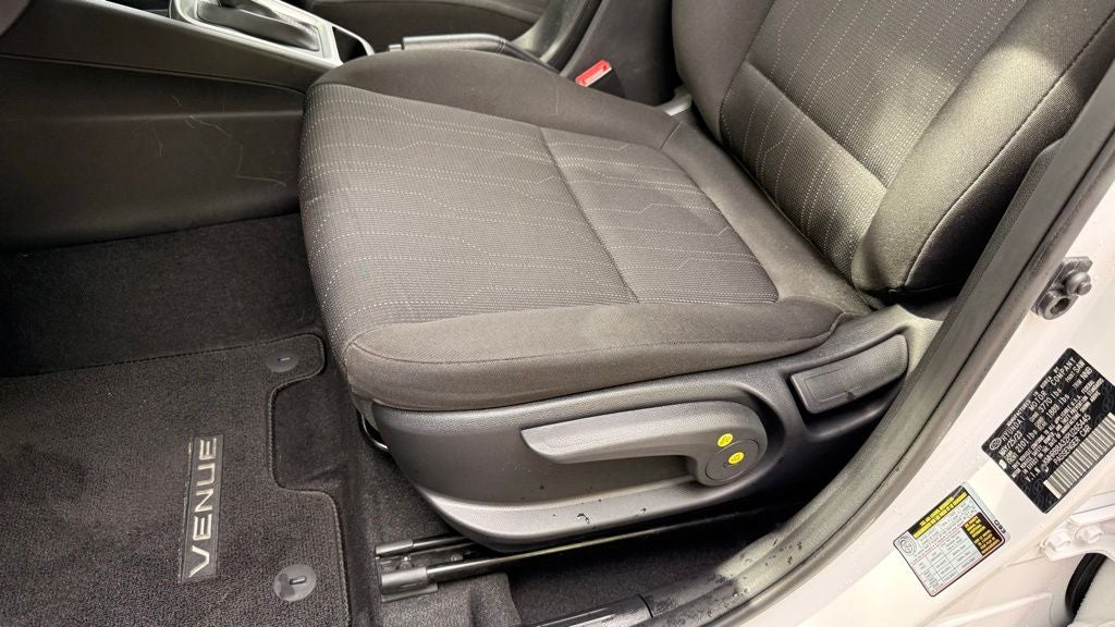 2023 Hyundai VENUE SE ONE OWNER CLEAN CARFAX