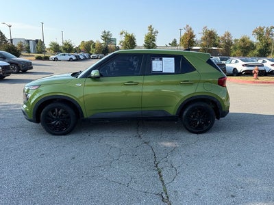 2020 Hyundai VENUE SE