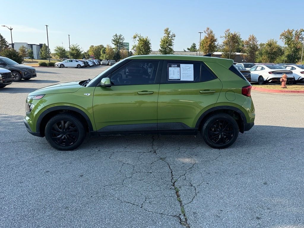 2020 Hyundai VENUE SE