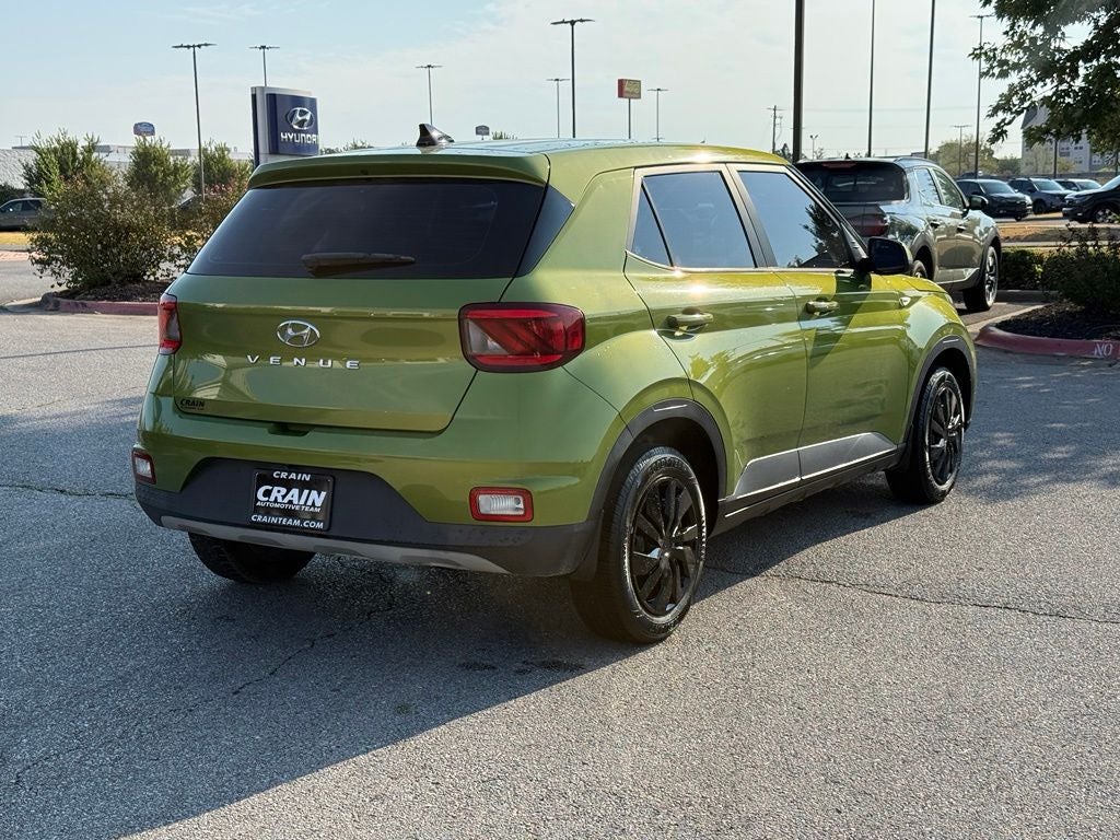 2020 Hyundai VENUE SE