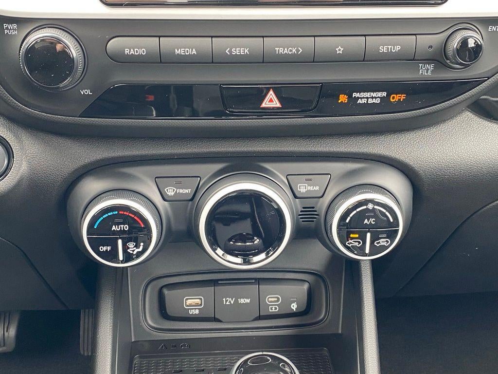 2026 Hyundai VENUE SEL W/Two-Tone Roof