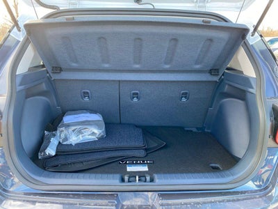 2026 Hyundai VENUE SEL W/Two-Tone Roof