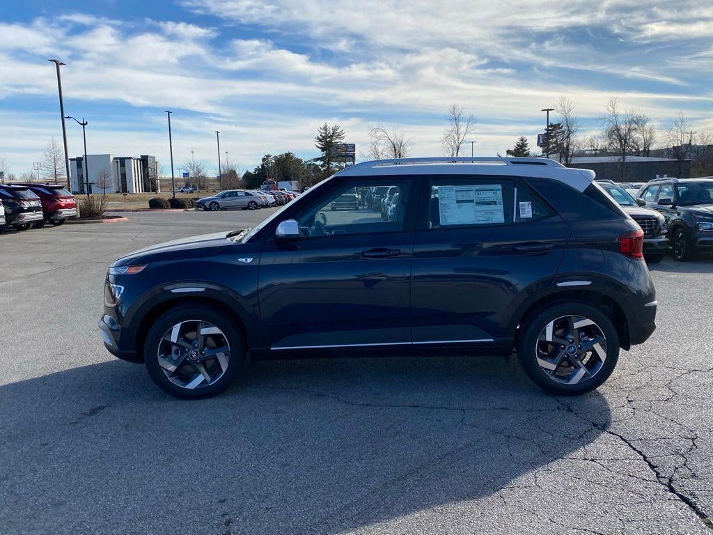 2026 Hyundai VENUE SEL W/Two-Tone Roof