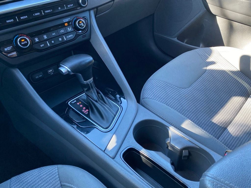 2022 Kia Niro LXS
