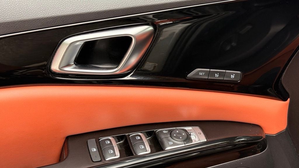 2024 Kia Carnival SX