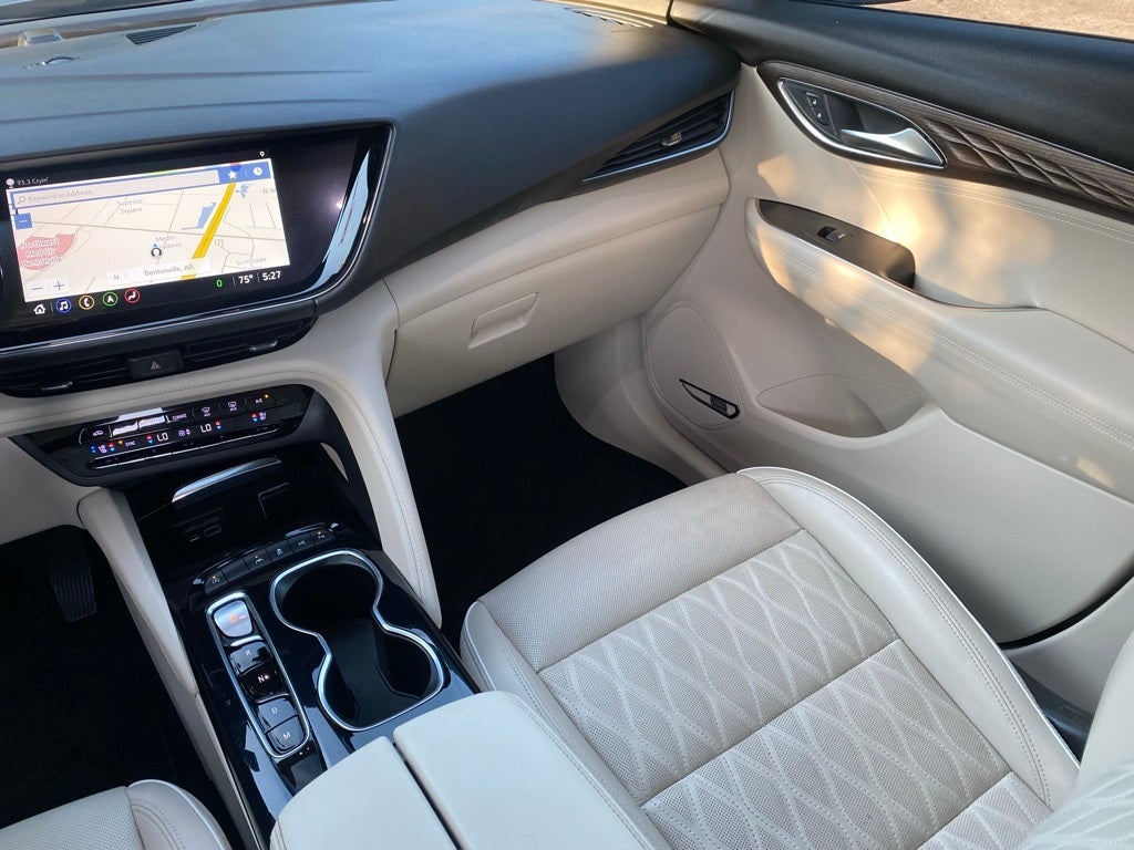 2022 Buick Envision Avenir FWD / TECH PKG / MOONROOF / CLEAN CARFAX