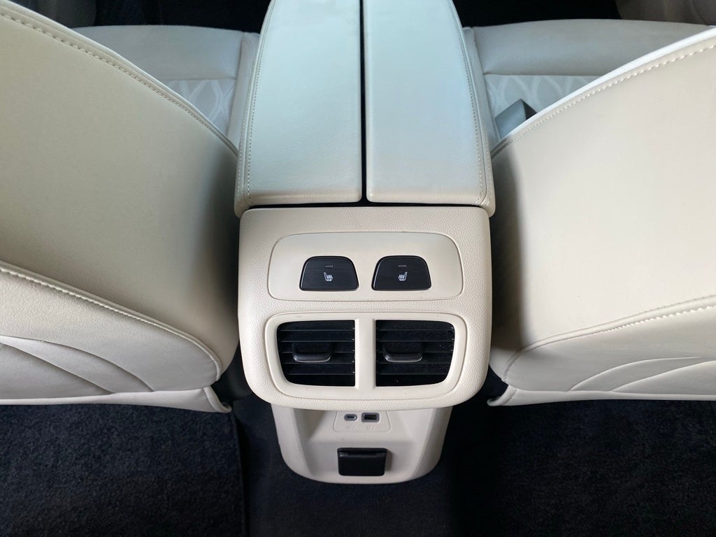 2022 Buick Envision Avenir FWD / TECH PKG / MOONROOF / CLEAN CARFAX