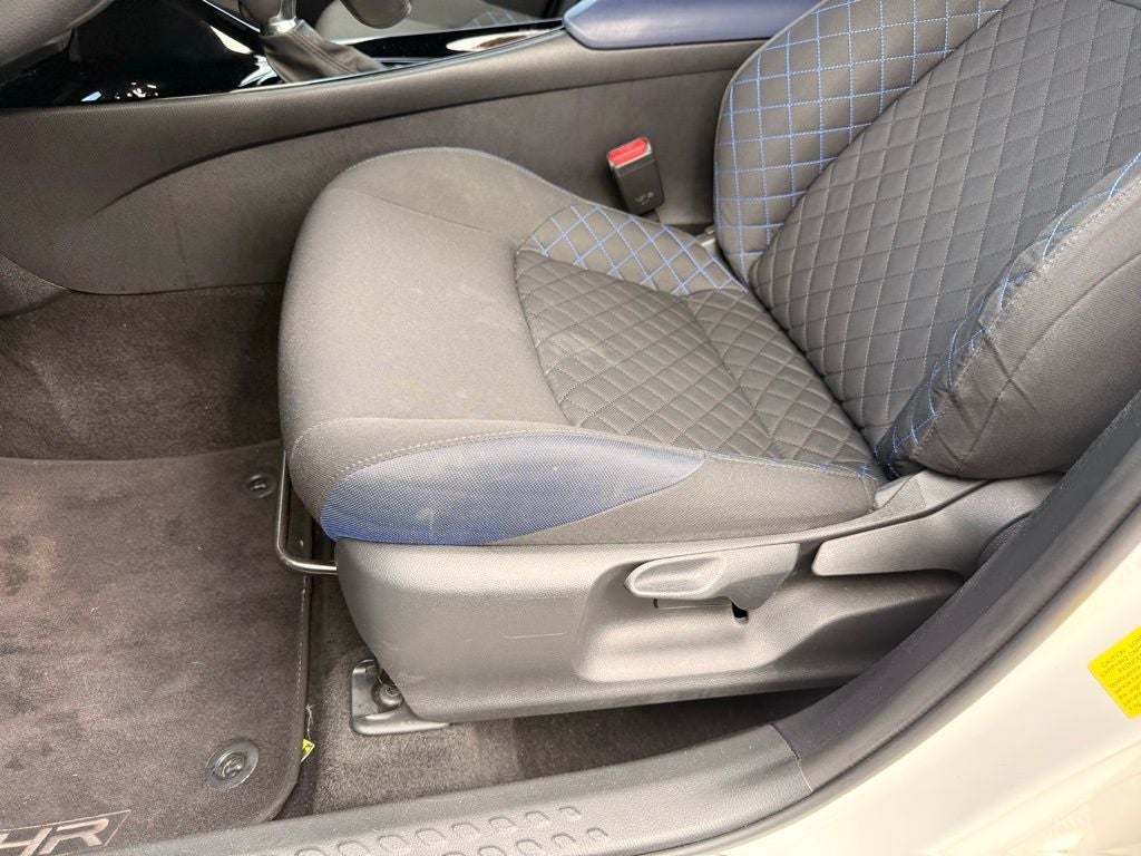 2021 Toyota C-HR XLE