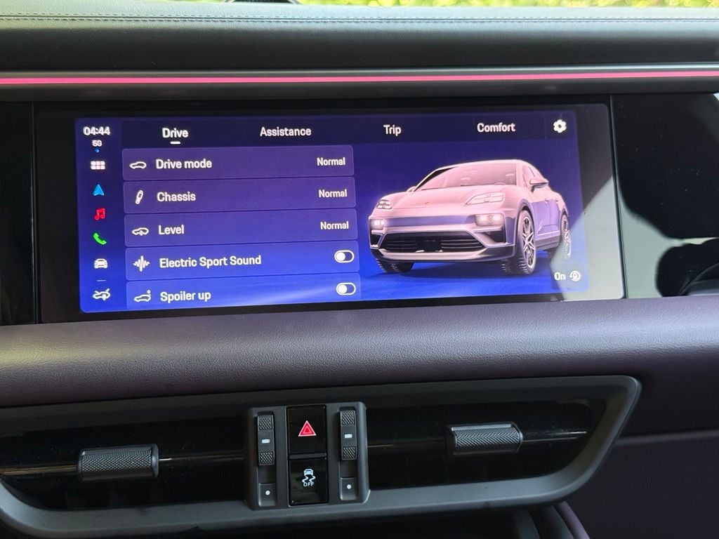 2025 Porsche Macan Electric 4S