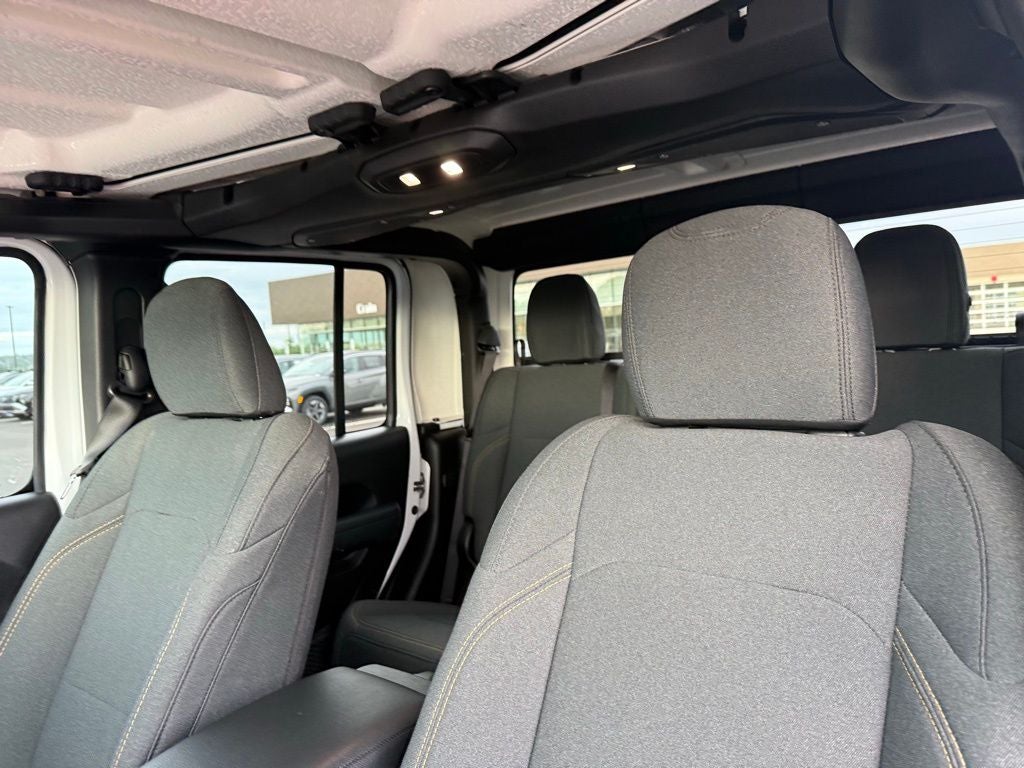 2025 Jeep Gladiator Nighthawk