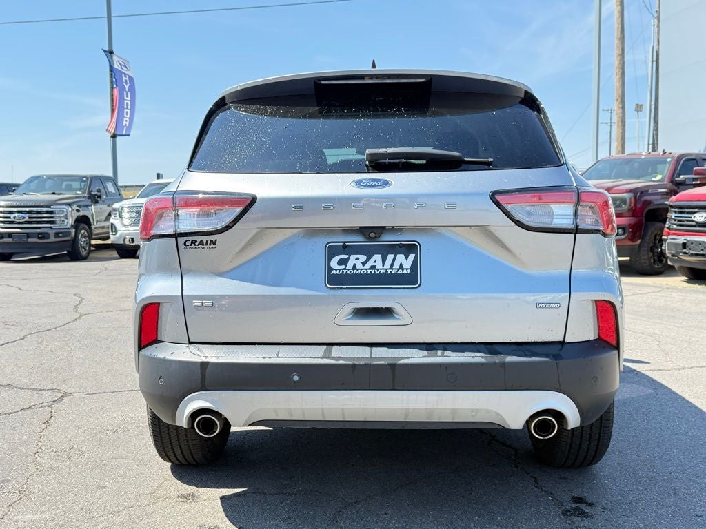2022 Ford Escape Hybrid SE