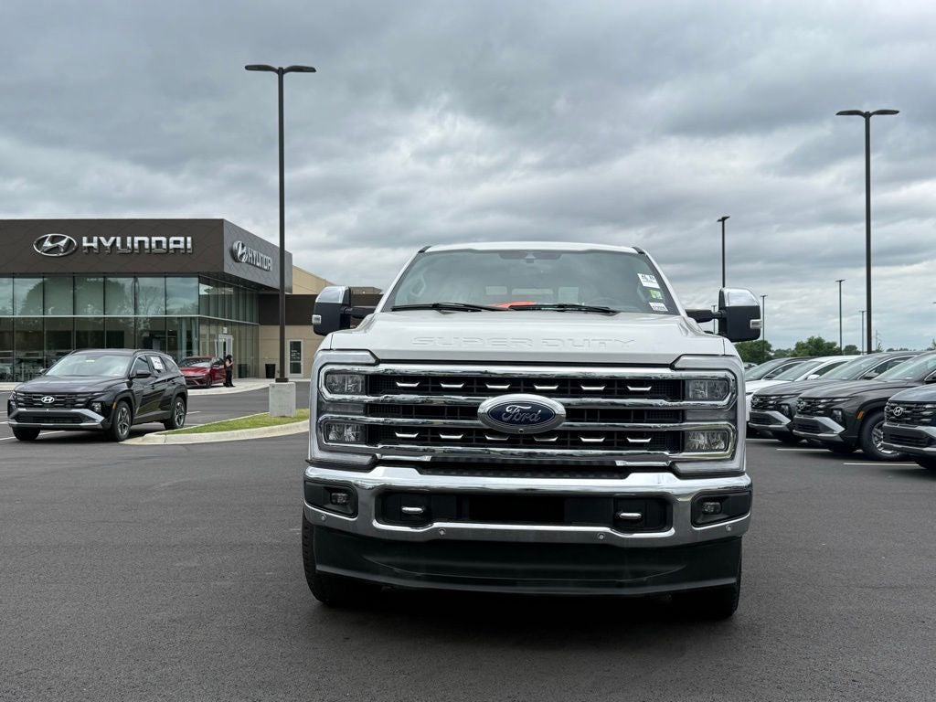2023 Ford F-350SD Lariat
