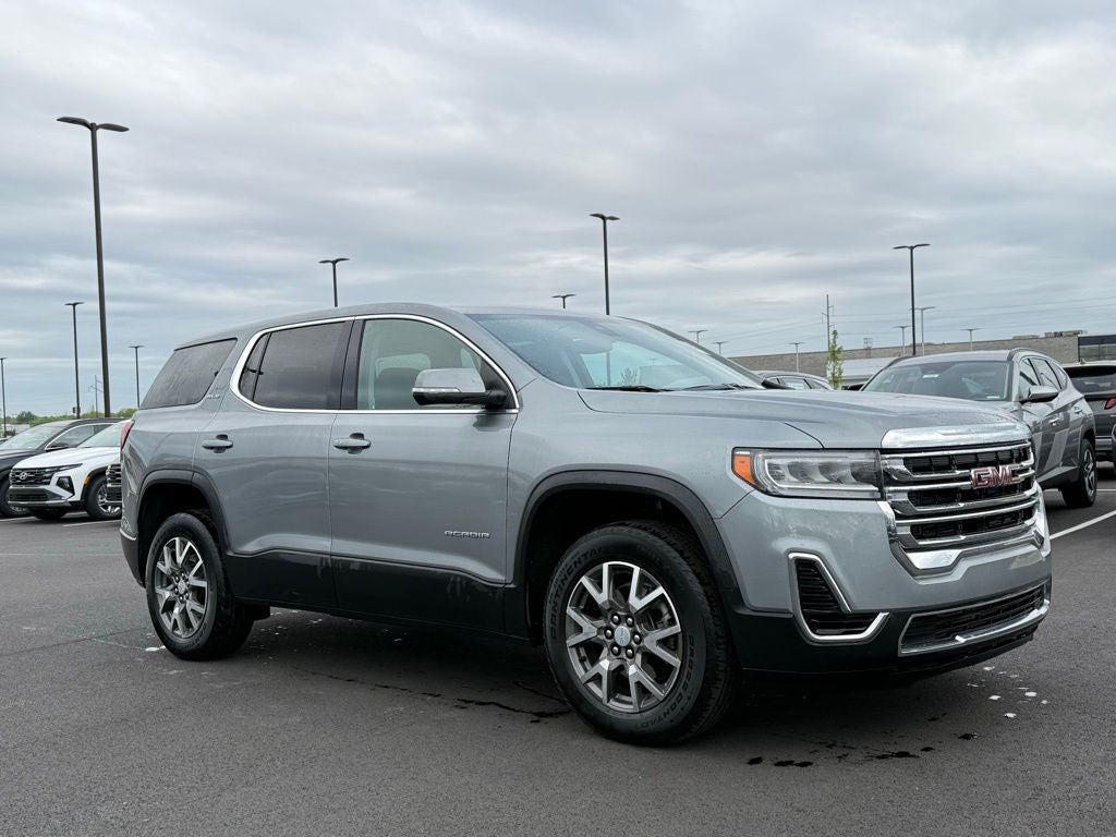 2023 GMC Acadia SLE