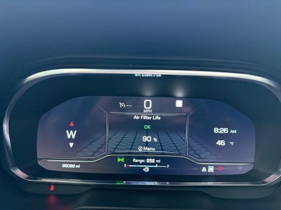 2022 GMC Yukon SLT moon roof/capt seats