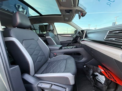 2024 Volkswagen Atlas 2.0T Peak Edition SE w/Technology lifted, wheels, tires