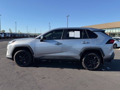 2024 Toyota RAV4 LE