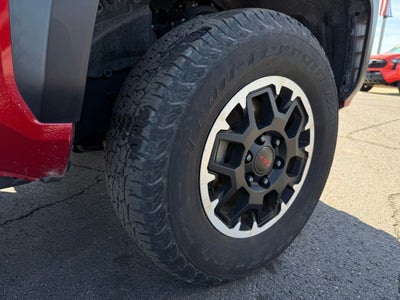 2024 Toyota Tacoma TRD Off-Road