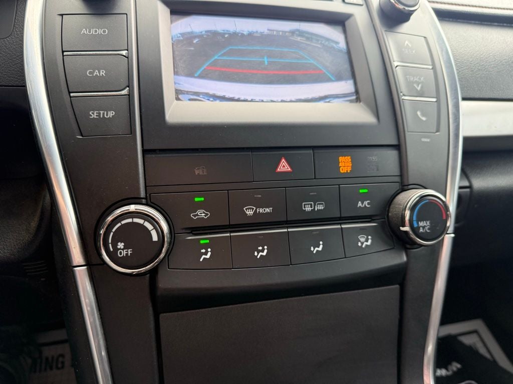 2017 Toyota Camry SE