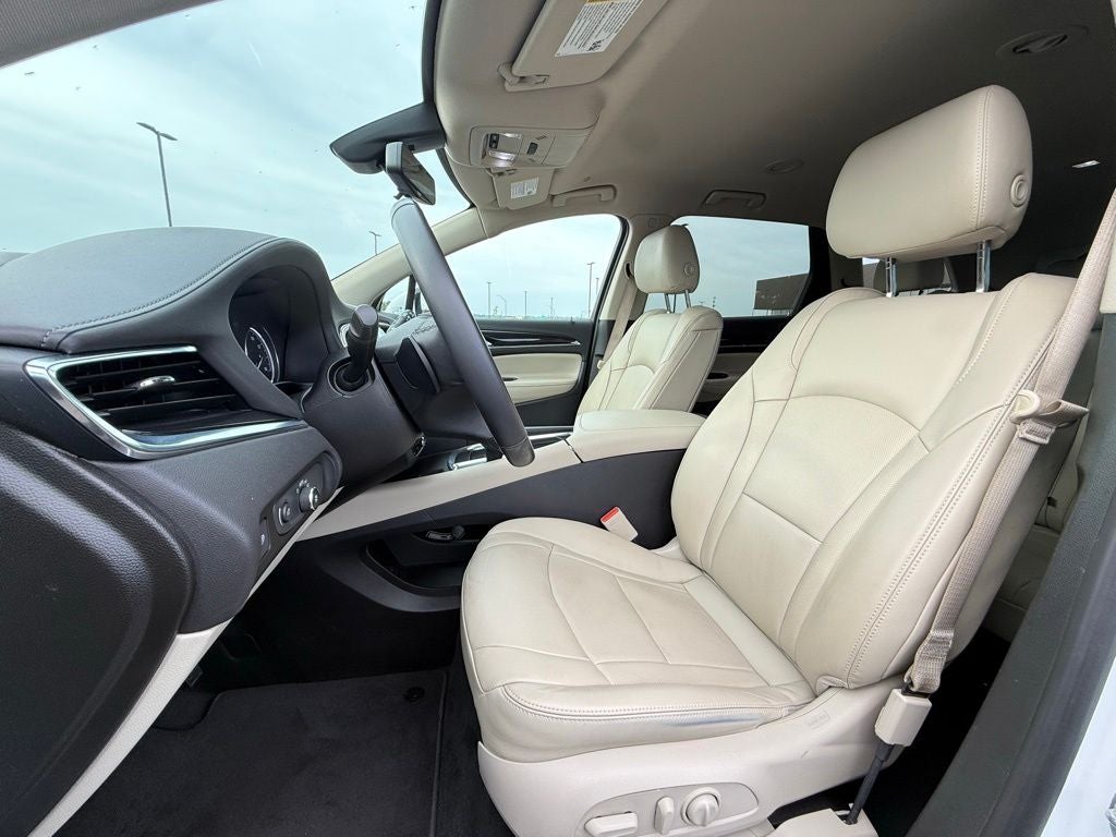 2021 Buick Enclave Essence