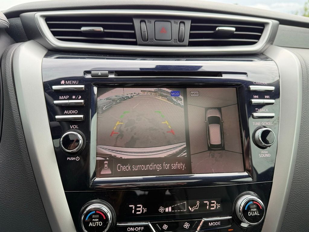 2022 Nissan Murano SL Moonroof Package