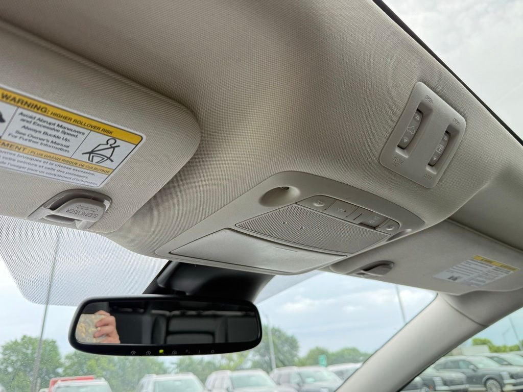 2022 Nissan Murano SL Moonroof Package