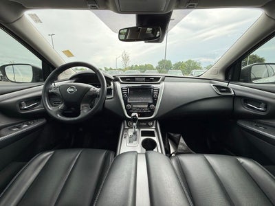2022 Nissan Murano SL Moonroof Package
