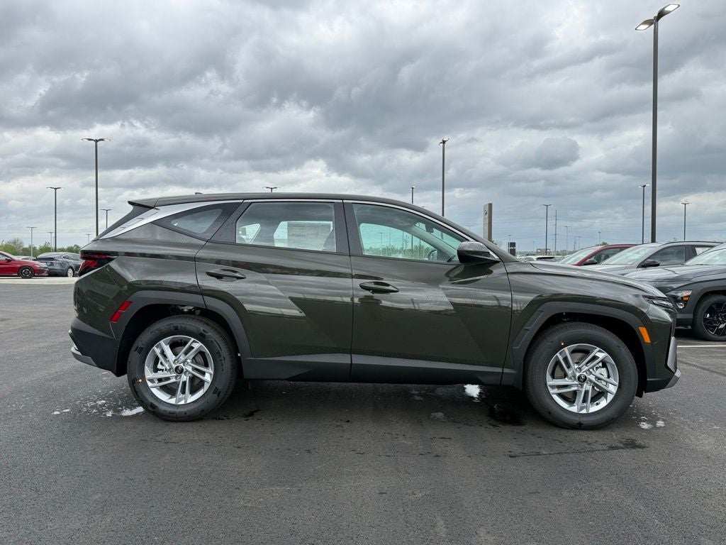 2026 Hyundai TUCSON SE