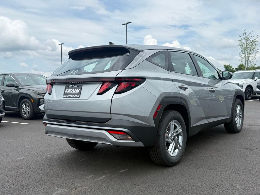 2026 Hyundai TUCSON SE FWD