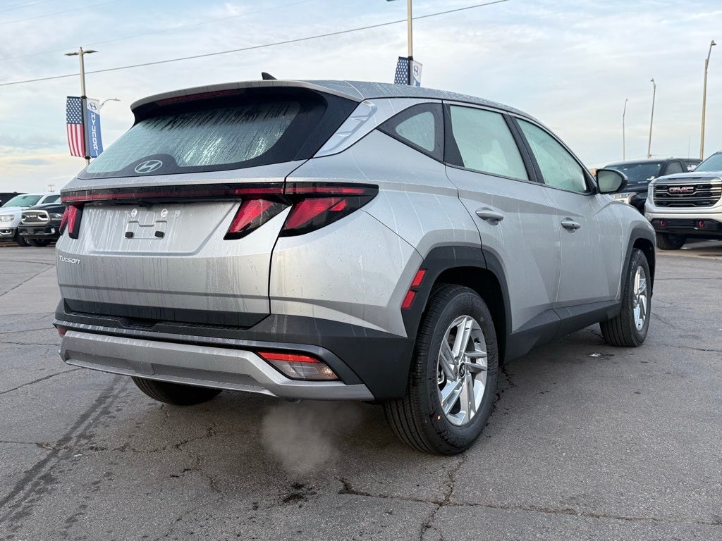 2026 Hyundai TUCSON SE FWD