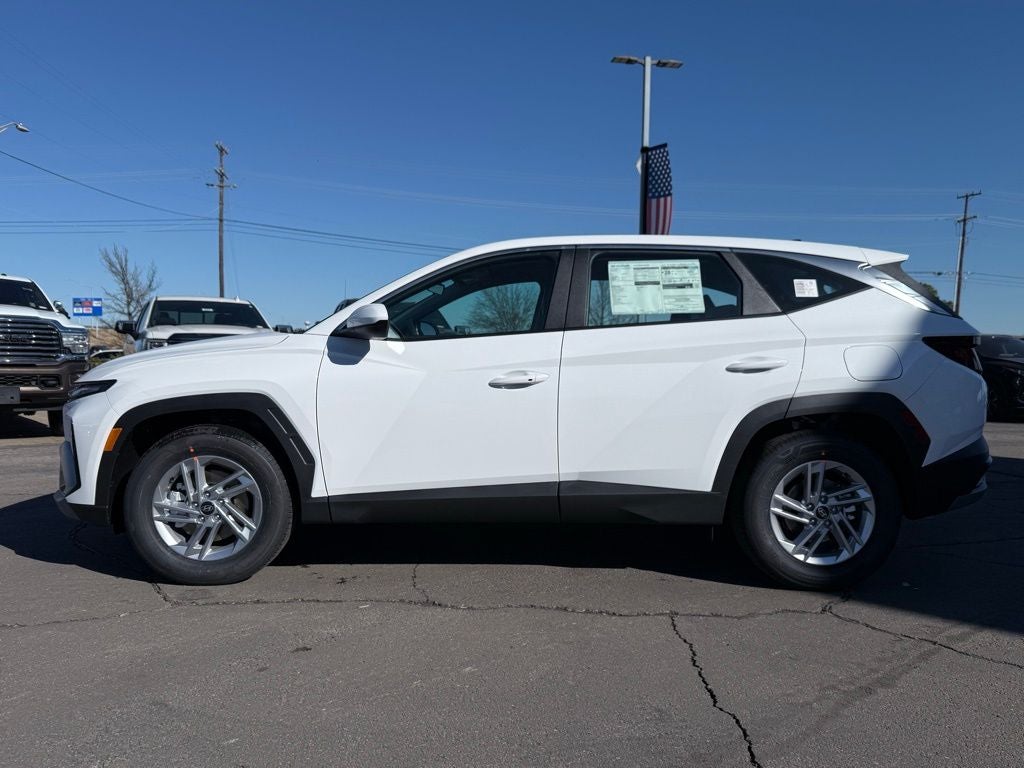 2026 Hyundai TUCSON SE FWD