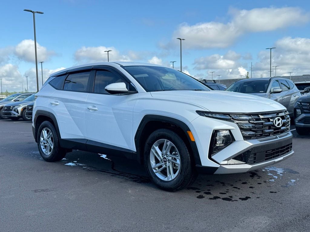 2025 Hyundai TUCSON SE