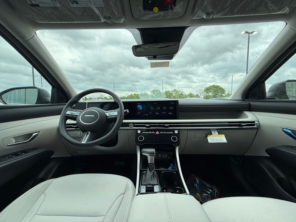 2026 Hyundai TUCSON SEL FWD