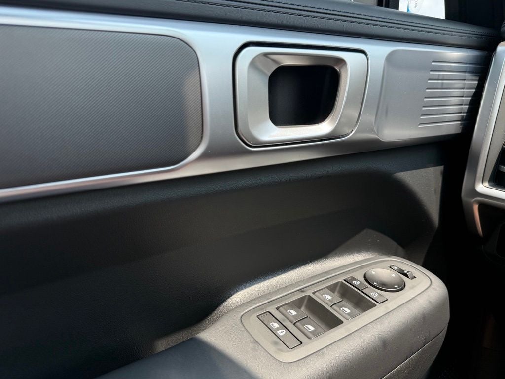 2027 Hyundai SANTA FE SE FWD
