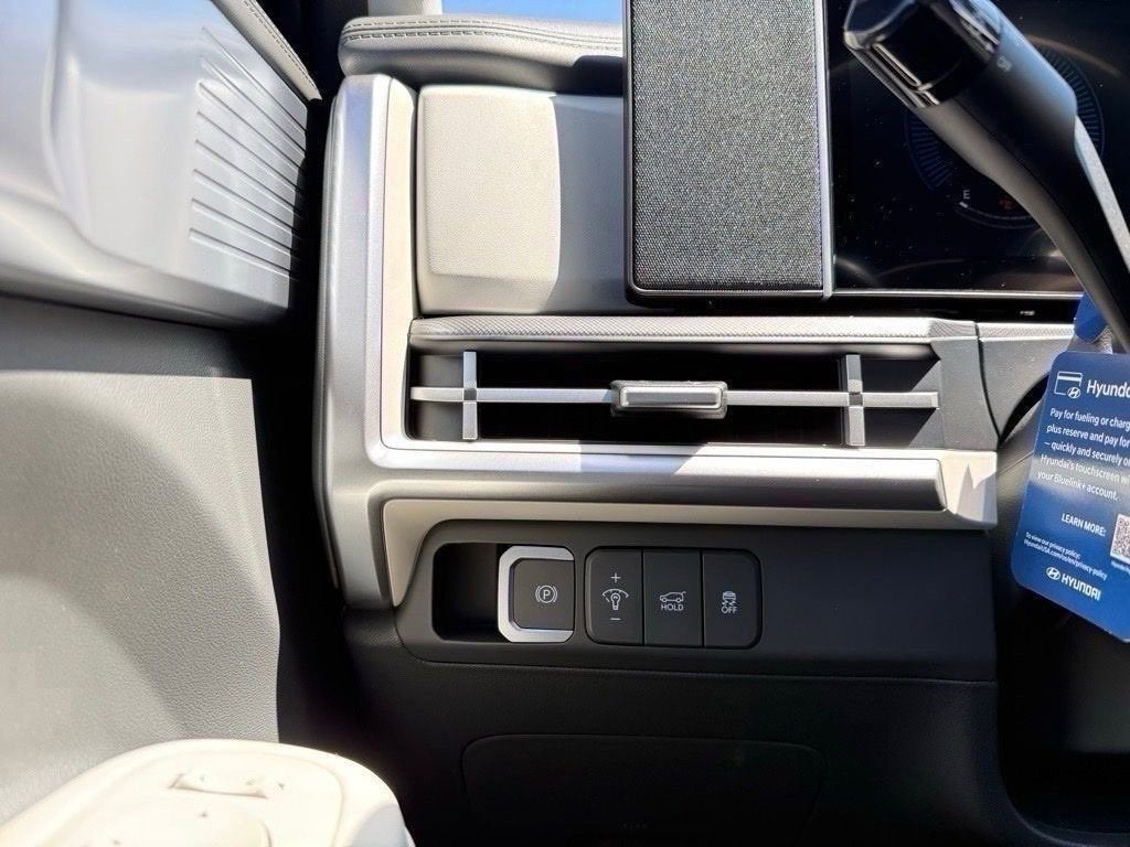 2027 Hyundai SANTA FE SEL FWD