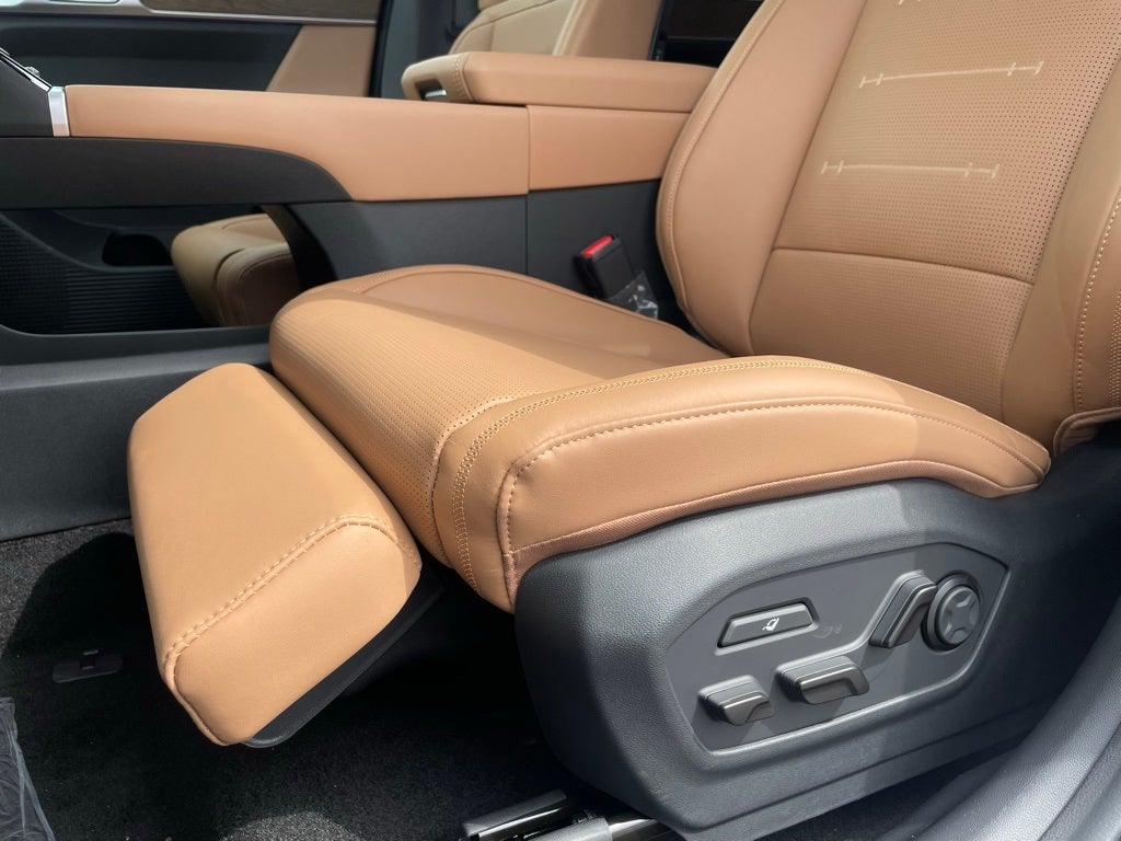 2026 Hyundai SANTA FE Calligraphy FWD