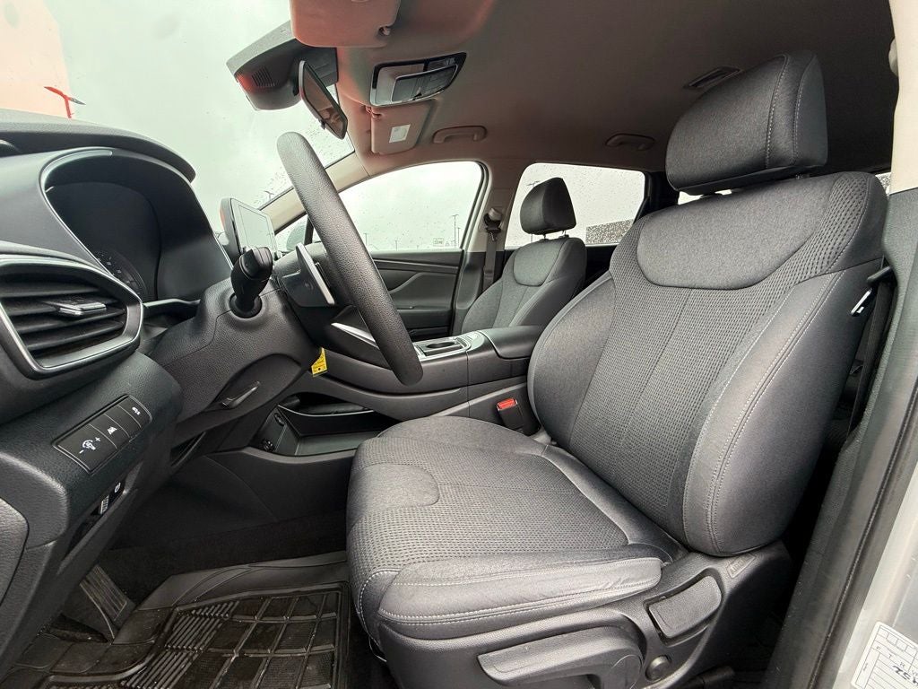 2021 Hyundai SANTA FE SE