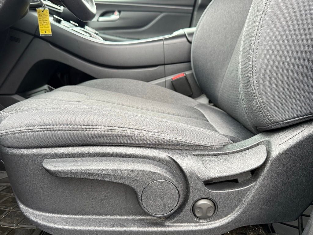 2021 Hyundai SANTA FE SE