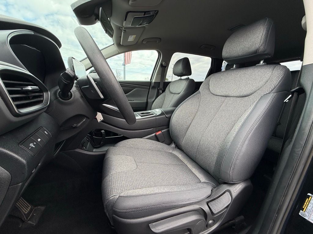 2023 Hyundai SANTA FE SE