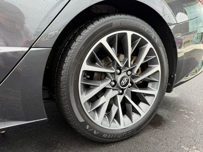 2021 Hyundai SONATA Limited