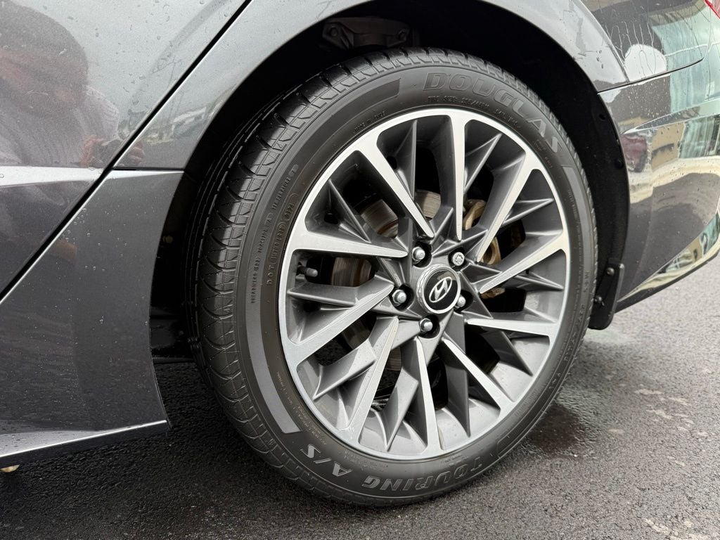 2021 Hyundai SONATA Limited