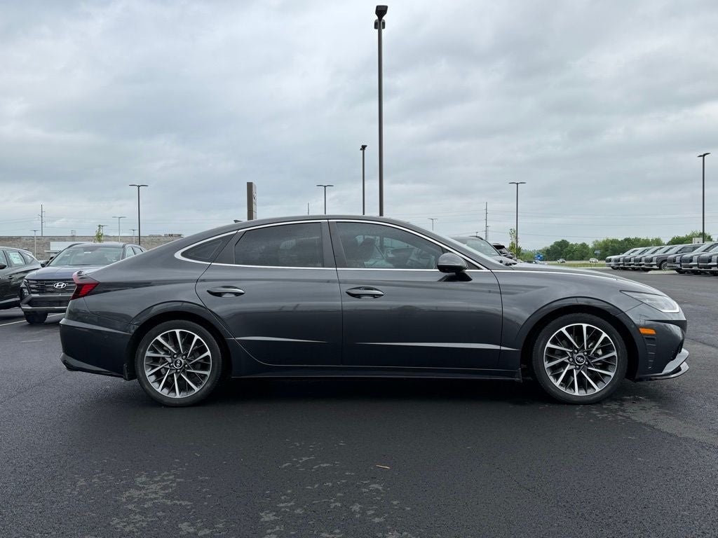 2021 Hyundai SONATA Limited