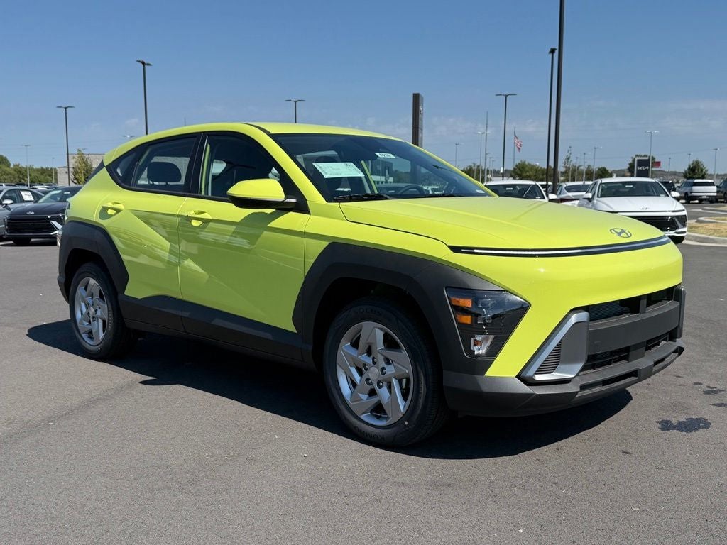 2027 Hyundai KONA SE FWD