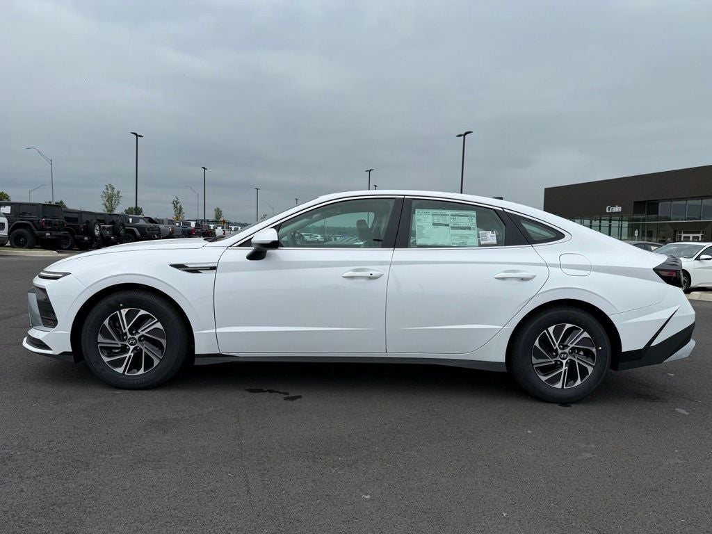 2026 Hyundai SONATA HYBRID Blue