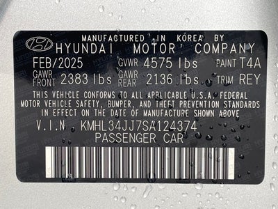 2025 Hyundai SONATA HYBRID SEL