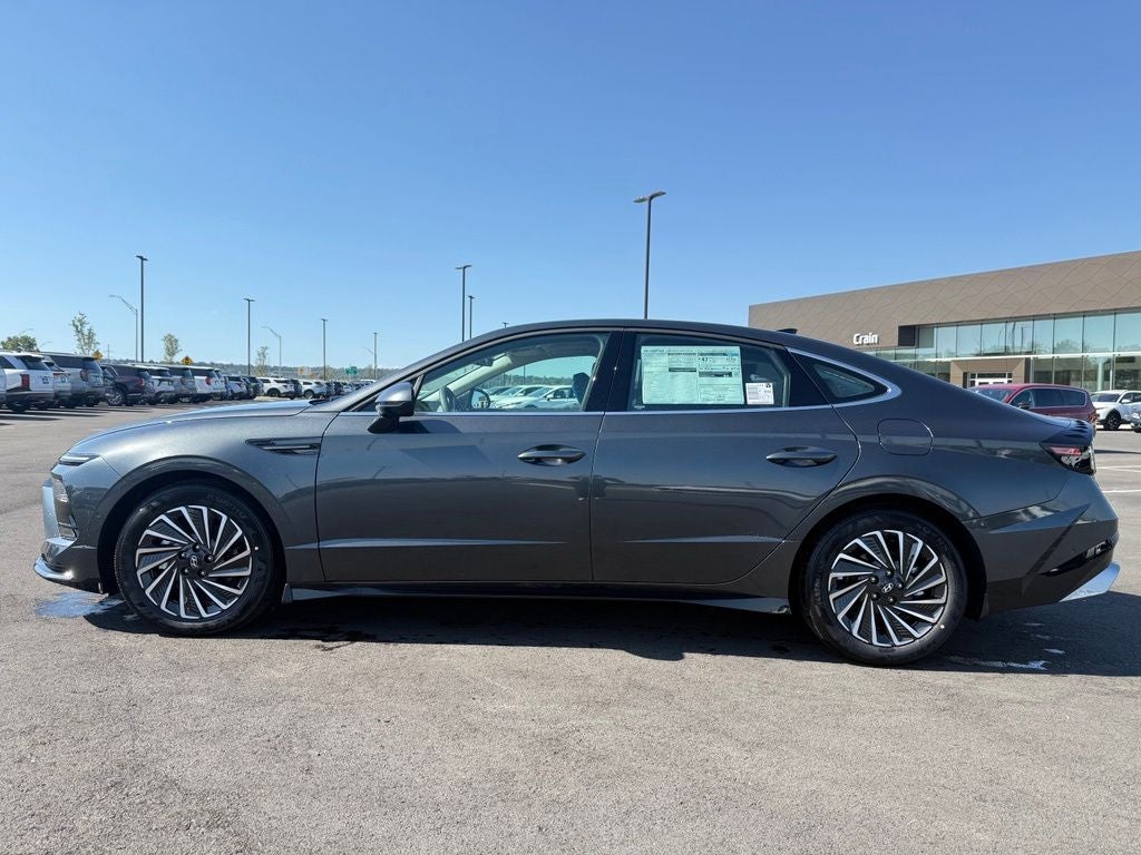 2026 Hyundai SONATA HYBRID Limited