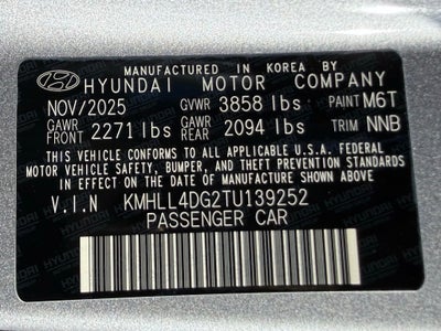 2026 Hyundai ELANTRA SE