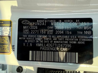 2026 Hyundai ELANTRA SE