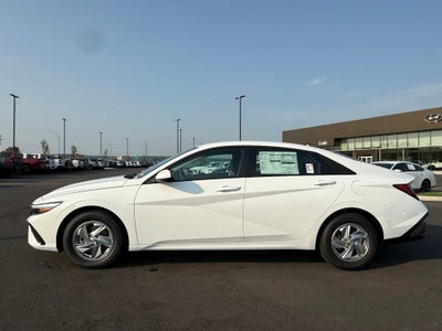 2026 Hyundai ELANTRA SE
