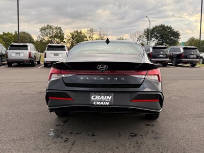2026 Hyundai ELANTRA SE
